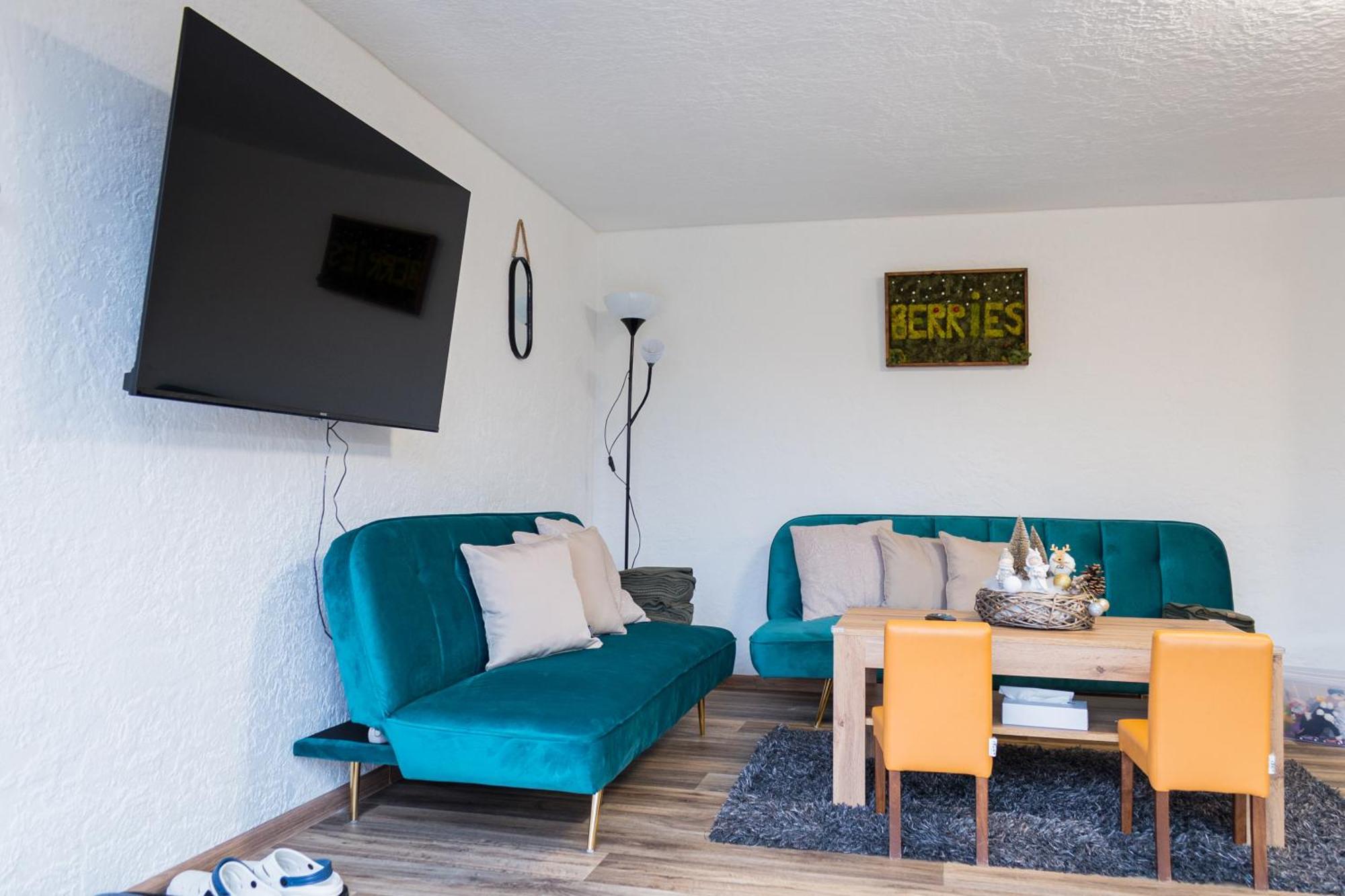 Apartmany Berries Валча Экстерьер фото